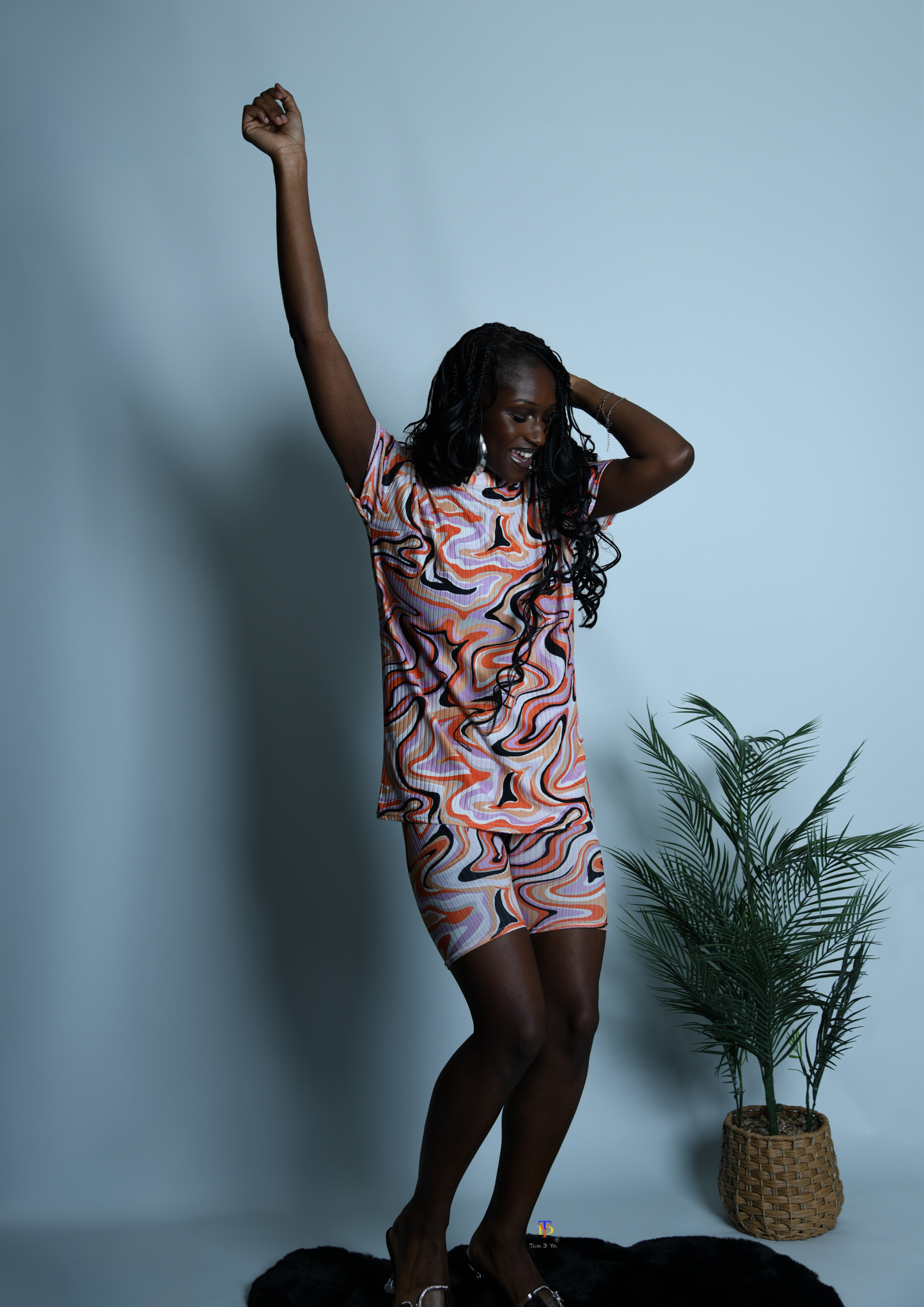 Patterned Stretchy Shorts & Short Sleeve T-shirt