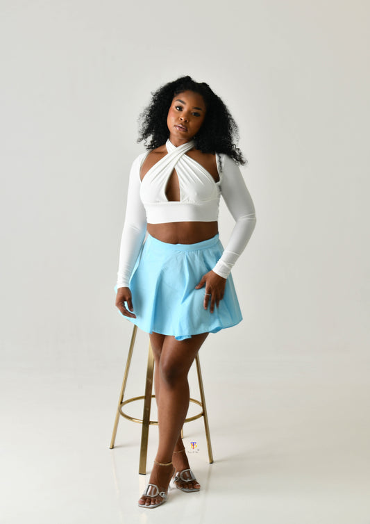 Sleeved Halter Neck Crop Top